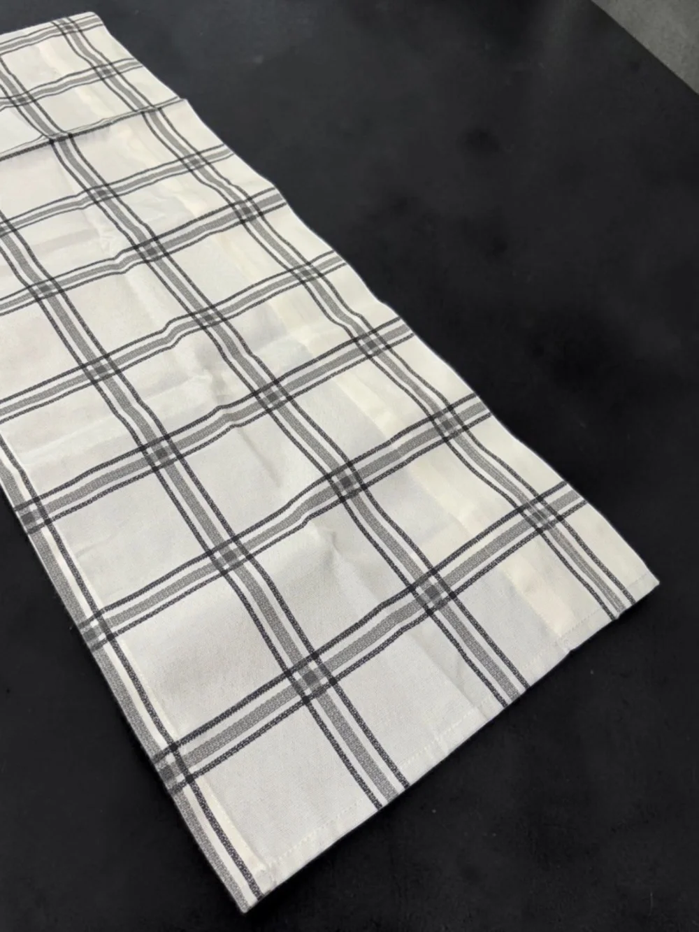 Mainstays Black Plaid Farmhouse Window Valance 56x14 NWOT